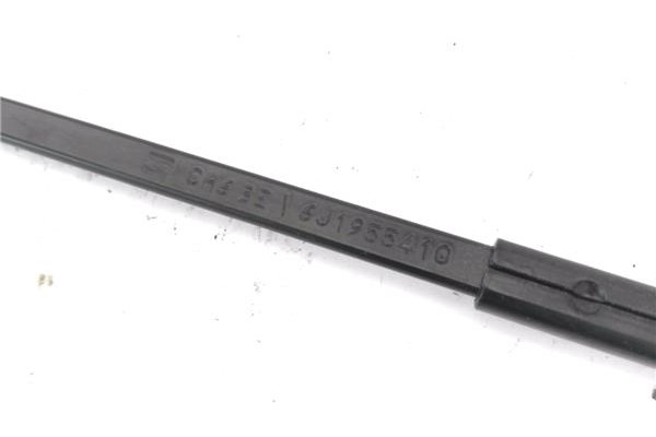 Recambio de brazo limpiaparabrisas delantero derecho para seat ibiza berlina (6j5) 1.4 tdi referencia OEM IAM 6J1955410  