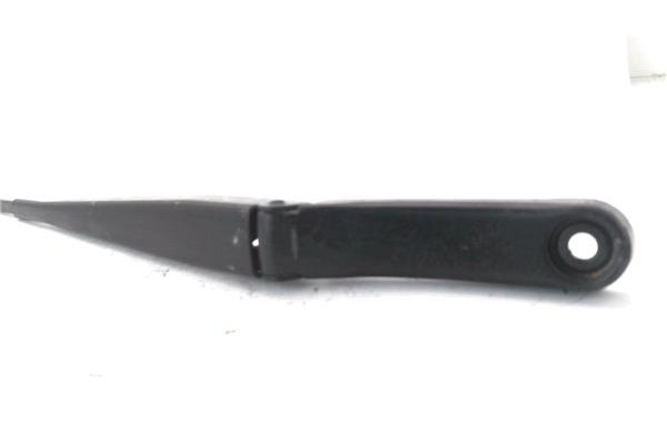 Recambio de brazo limpiaparabrisas delantero derecho para seat ibiza st (6j8) 1.2 tdi referencia OEM IAM 6J1955410  