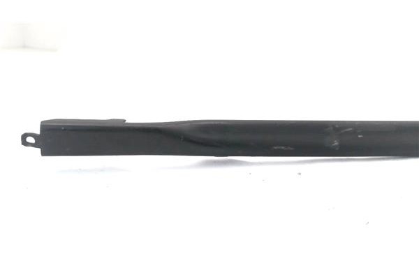 Recambio de brazo limpiaparabrisas delantero derecho para seat leon (1p1) 1.2 reference referencia OEM IAM 1P0955410A  