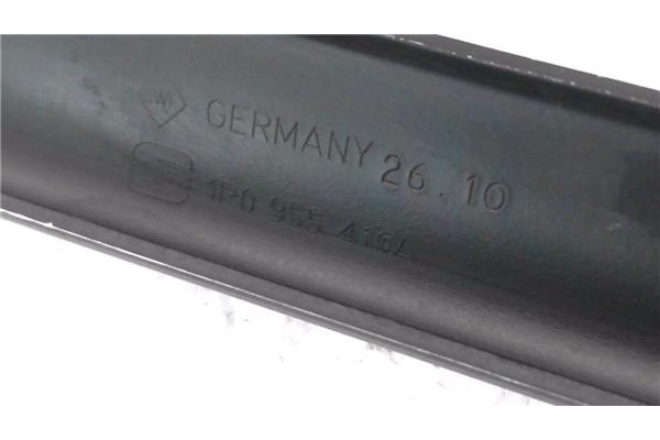 Recambio de brazo limpiaparabrisas delantero derecho para seat leon (1p1) 1.2 reference referencia OEM IAM 1P0955410A  