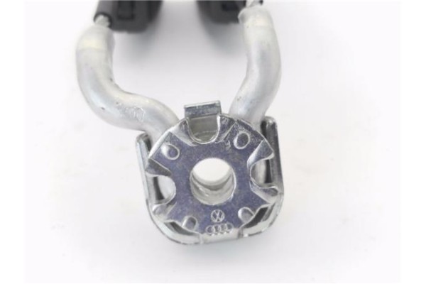 Recambio de anclaje cinturon trasero izquierdo para seat ibiza st (6j8) 1.2 tdi referencia OEM IAM 6R0857739Q  