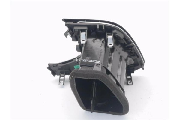 Recambio de rejilla entrada de aire para seat ateca (kh7) 1.6 reference referencia OEM IAM 576820901A  