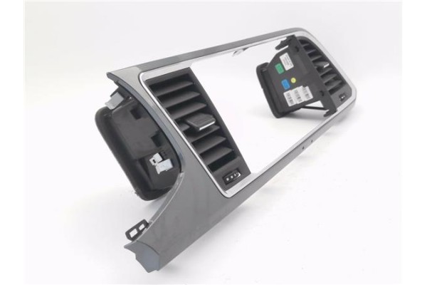Recambio de rejilla entrada de aire para seat ateca (kh7) 1.6 reference referencia OEM IAM 576819110A  