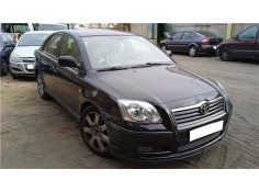 toyota avensis berlina (t25) del año 2006