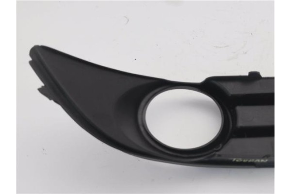 Recambio de rejilla paragolpes delantero izquierda para volkswagen touran (1t2) 1.9 traveller referencia OEM IAM VG7172124  