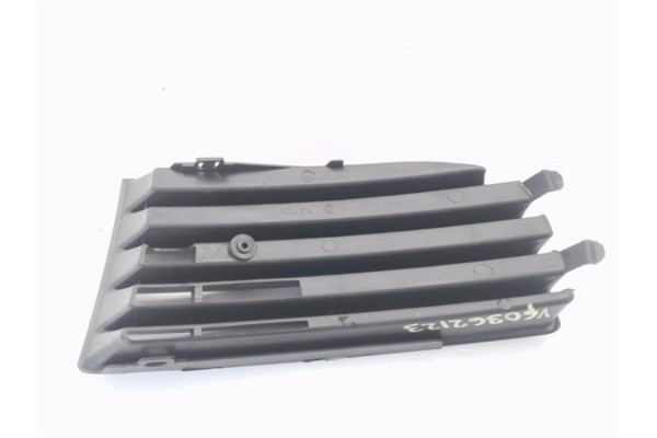Recambio de rejilla paragolpes delantero derecha para volkswagen golf v (1k1) 1.4 conceptline (e) referencia OEM IAM VG0362123  