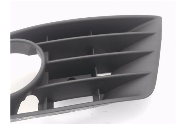Recambio de rejilla paragolpes delantero derecha para volkswagen golf v plus (5m1) 1.6 edition referencia OEM IAM VG0402133  