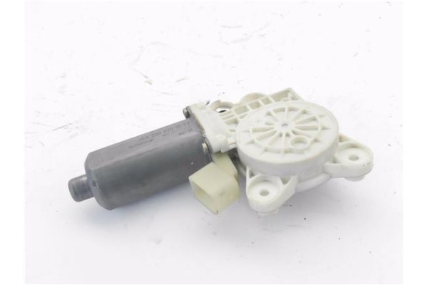 Recambio de motor elevalunas delantero izquierdo para mercedes-benz clk (bm 209) coupe 1.8 200 compressor (209.342) referencia O