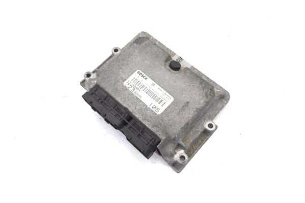 Recambio de centralita para fiat i doblo (223) cargo 1.9 jtd referencia OEM IAM 55198484 281011499 