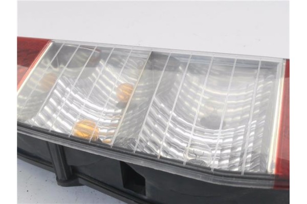 Recambio de piloto trasero izquierdo para fiat i doblo (223) cargo 1.9 jtd referencia OEM IAM 40610748  
