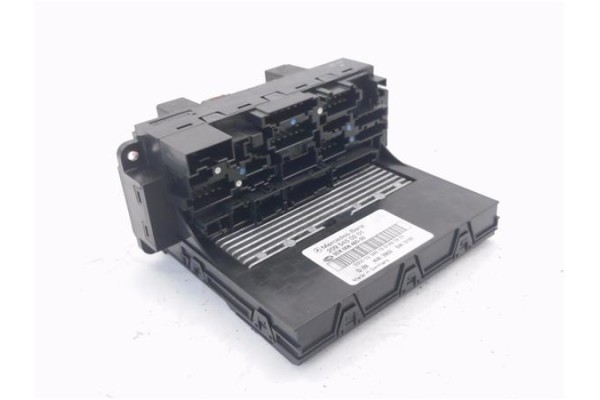 Recambio de caja fusibles/rele para mercedes-benz clk (bm 209) coupe 1.8 200 compressor (209.342) referencia OEM IAM 2095450201 