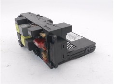 Recambio de caja fusibles/rele para mercedes-benz clk (bm 209) coupe 1.8 200 compressor (209.342) referencia OEM IAM 2095450201 