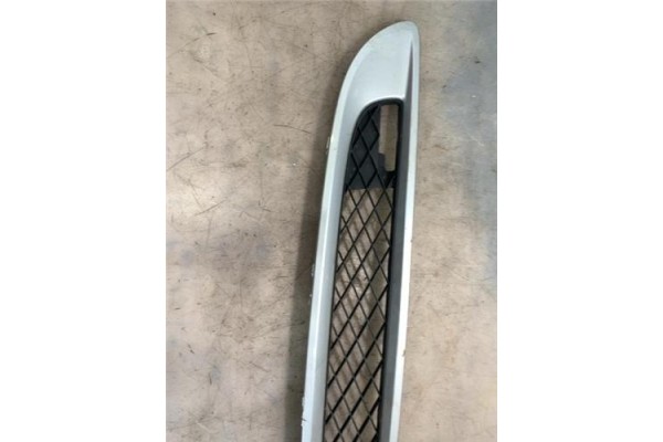 Recambio de rejilla capo para smart fortwo coupe 1.0 fortwo coupe (62kw) referencia OEM IAM A4518880123  
