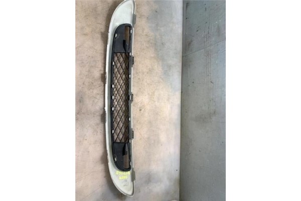 Recambio de rejilla capo para smart fortwo coupe 1.0 fortwo coupe (62kw) referencia OEM IAM A4518880123  