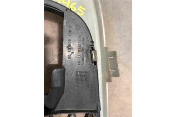 Recambio de rejilla capo para smart fortwo coupe 1.0 fortwo coupe (62kw) referencia OEM IAM A4518880123  