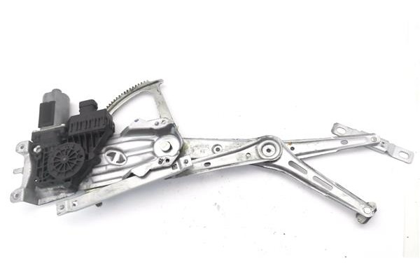 Recambio de mecanismo elevalunas delantero derecho para opel astra h gtc 1.4 referencia OEM IAM 2412007302 6839571 