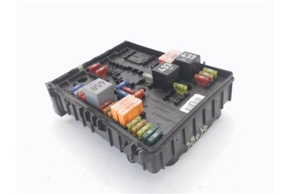Recambio de caja fusibles/rele para audi a3 (8p1) 2.0 fsi ambiente referencia OEM IAM 1K0937124H 13949631C 