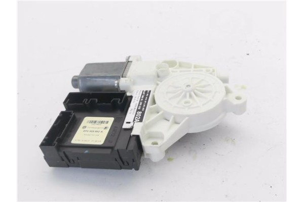 Recambio de motor elevalunas delantero derecho para audi a3 (8p1) 2.0 fsi ambiente referencia OEM IAM 8P0959802A  