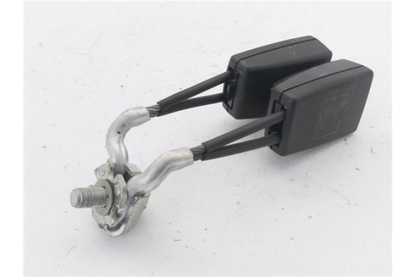 Recambio de anclaje cinturon trasero izquierdo para seat ibiza berlina (6j5) 1.4 tsi referencia OEM IAM 6R0857739  