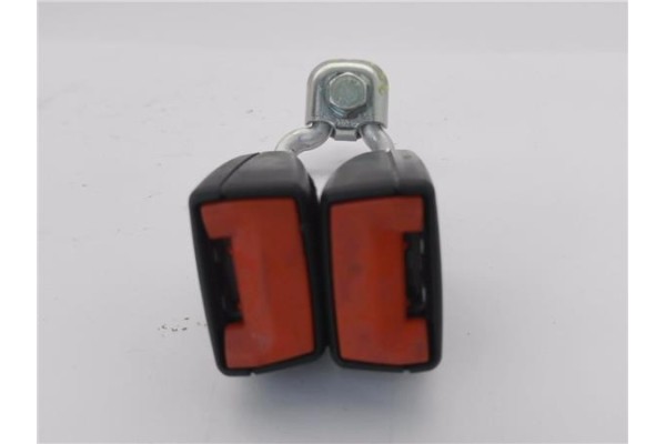 Recambio de anclaje cinturon trasero izquierdo para seat ibiza berlina (6j5) 1.2 referencia OEM IAM 6R0587739  