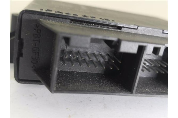 Recambio de centralita parking delantero para seat ibiza st (6j8) 1.2 tdi referencia OEM IAM 6J0919475B  