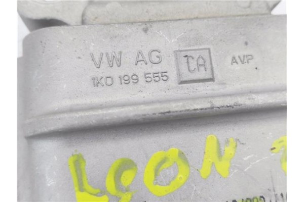 Recambio de soporte izquierdo motor para seat leon (1p1) 1.4 tsi referencia OEM IAM 1K0199555CA  