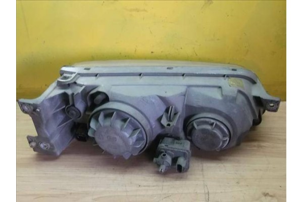 Recambio de faro delantero izquierdo para hyundai h-1 furgón 2.5 td referencia OEM IAM   