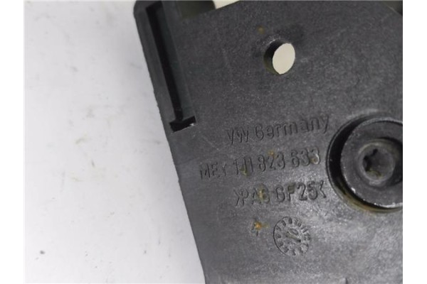 Recambio de manilla para seat leon (1p1) 1.2 reference referencia OEM IAM 1J1823633  