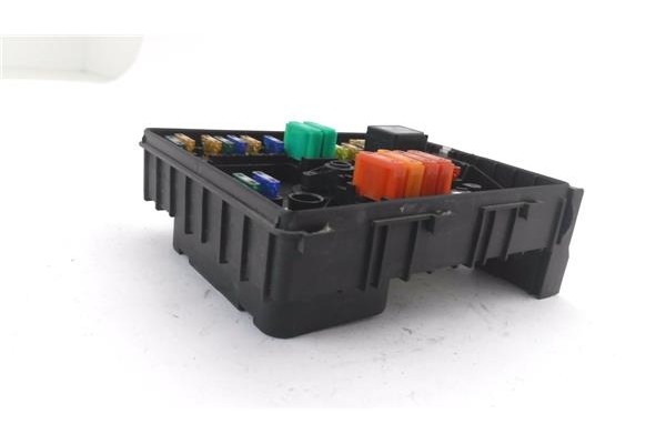 Recambio de caja fusibles/rele para volkswagen touran (1t1) 2.0 tdi referencia OEM IAM 1K0937125A 1K0937804G 