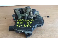 Recambio de cierre electromagnetico trasero derecho para skoda octavia berlina (1u2) 1.6 glx (74kw) referencia OEM IAM 839016A  