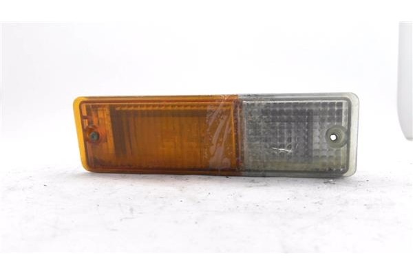 Recambio de intermitente delantero izquierdo para nissan patrol (k/w 160) referencia OEM IAM 2452720580  