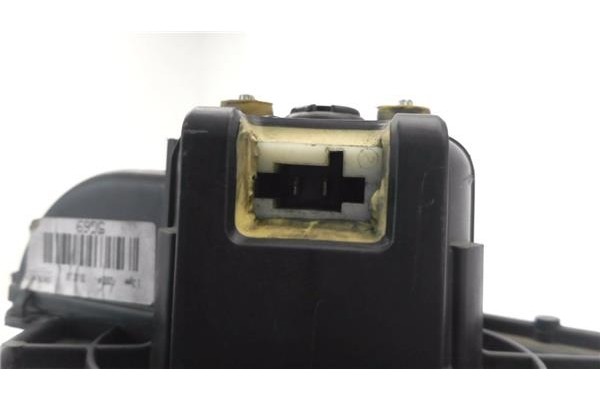 Recambio de motor calefaccion para citroen berlingo combi 1.6 hdi 75 referencia OEM IAM 5E2228200 5G69 