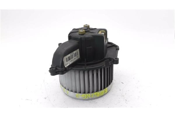 Recambio de motor calefaccion para citroen berlingo combi 1.6 hdi 75 referencia OEM IAM 5E2228200 5G69 