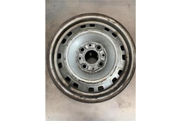 Recambio de llanta para seat marbella 0.9 referencia OEM IAM   