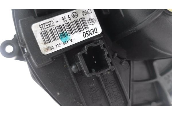 Recambio de motor calefaccion para citroen c4 picasso 1.6 hdi referencia OEM IAM 5E2228200 A43001400 