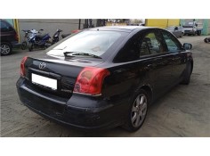 toyota avensis berlina (t25) del año 2006