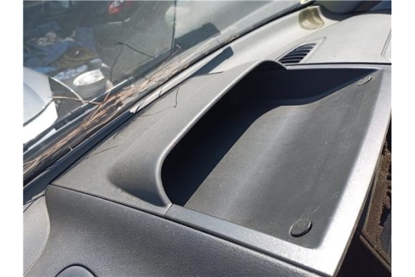 Recambio de embellecedor consola central para mercedes-benz vito / mixto furgón (w639) 113 cdi referencia OEM IAM   