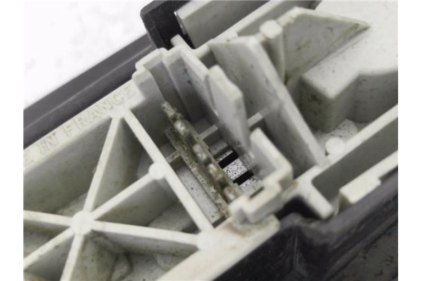 Recambio de piloto trasero derecho para renault rapid /express (f40) 1.6 d kombi referencia OEM IAM 20990D  