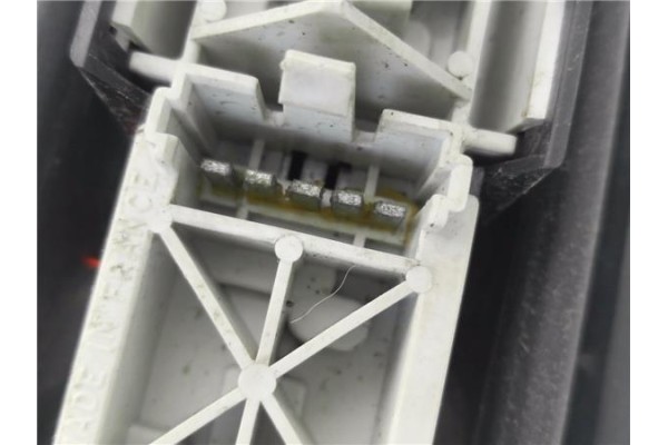 Recambio de piloto trasero izquierdo para renault rapid /express (f40) 1.6 d kombi referencia OEM IAM 20990G  