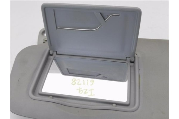 Recambio de parasol izquierdo para kia rio (jb) 1.4 16v referencia OEM IAM 852101  