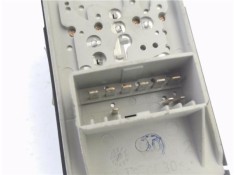 Recambio de mando elevalunas delantero izquierdo para fiat punto / grande punto (199) 1.3 d multijet referencia OEM IAM 73538044