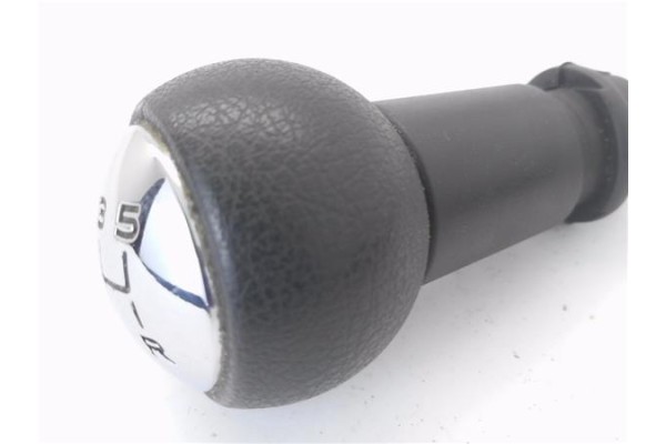 Recambio de pomo palanca cambio para citroen c3 1.4 16v referencia OEM IAM 2403CN  