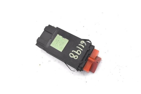 Recambio de interruptor luces emergencia para audi a3 (8l) 1.9 tdi ambiente referencia OEM IAM 8L0941509  