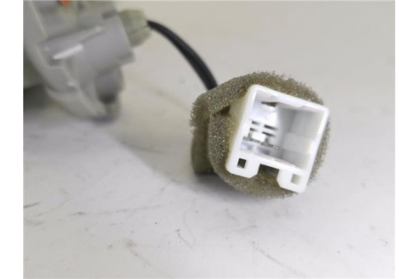 Recambio de parasol derecho para chevrolet captiva 2.0 d referencia OEM IAM 25926424  