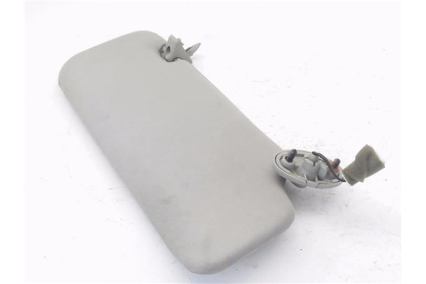 Recambio de parasol izquierdo para chevrolet captiva 2.0 d referencia OEM IAM 96813630  