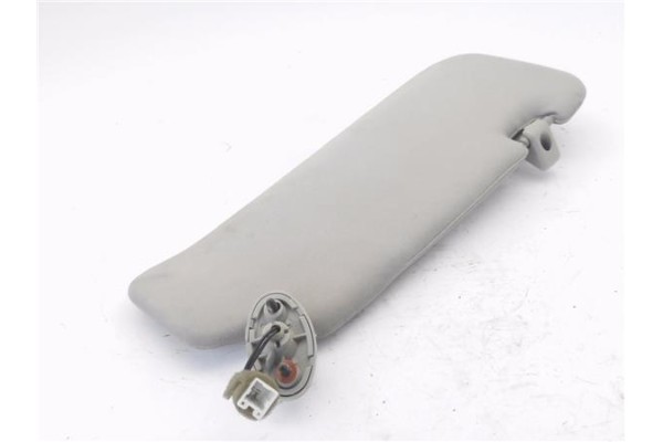 Recambio de parasol izquierdo para chevrolet captiva 2.0 d referencia OEM IAM 96813630  