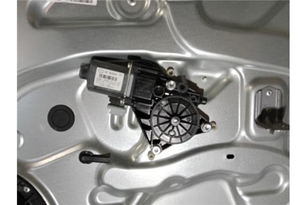Recambio de elevalunas electrico delantero derecho para hyundai i30 (fd) 1.6 comfort referencia OEM IAM 824602R000 5,60E+06 