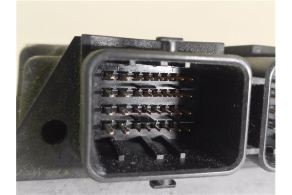 Recambio de centralita para citroen xsara picasso 1.6 hdi referencia OEM IAM 9656841080 281011802 