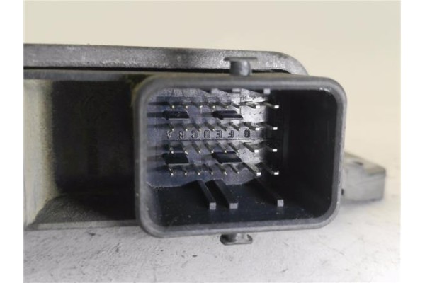 Recambio de centralita para renault clio iii 1.4 16v referencia OEM IAM 8200461733 215854126B 