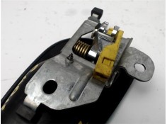 Recambio de manilla int. puerta trasero izquierda para mitsubishi carisma berlina 5 (da0) 1.8 16v gdi (da2a) referencia OEM IAM 